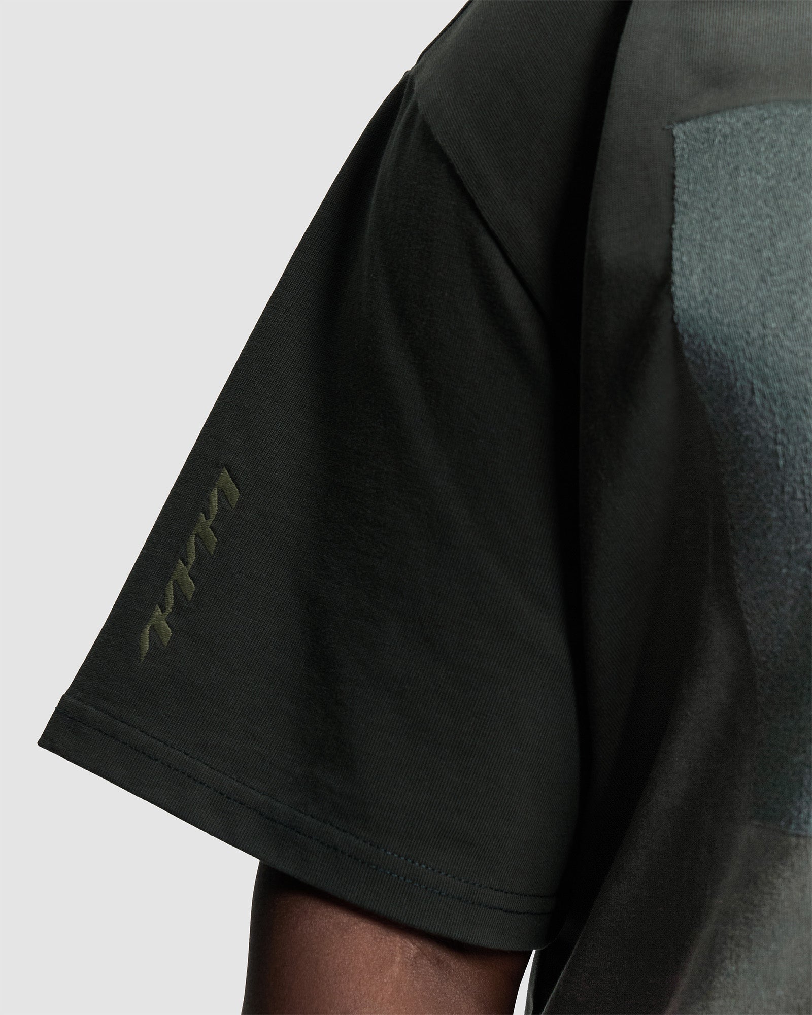 Chest Toning Basic Tee  -  Dark Green